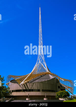 Arts Centre Melbourne, früher als Victorian Arts Centre. Es ist ein Zentrum für darstellende Kunst bestehend aus einem Komplex von Theatern und Konzerthallen. Stockfoto