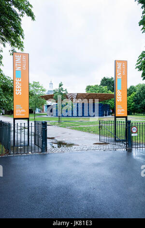 2017-Pavillon in der Serpentine Gallery von Francis Kere, London, England, UK Stockfoto