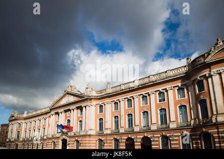 Frankreich, Region Midi-Pyrénées, Departement Haute-Garonne, Toulouse, Place du Capitole, Rathaus Stockfoto