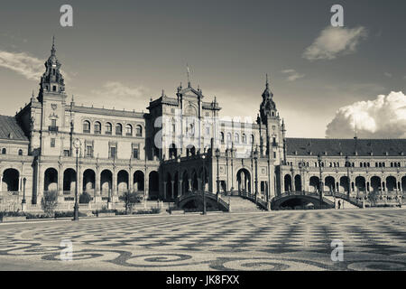 Spanien, Andalusien, Provinz Sevilla, Sevilla, Gebäude an der Plaza Espana Stockfoto