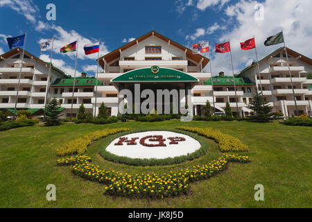 Russland, Kaukasus, Sotschi Bereich, Krasnaya Polyana, Gazprom Skigebiet Grand Hotel Poljana, außen, Sommer Stockfoto