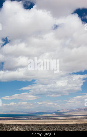 USA, Nevada, Great Basin, Hawthorne, Landschaft von Highway 167 Stockfoto