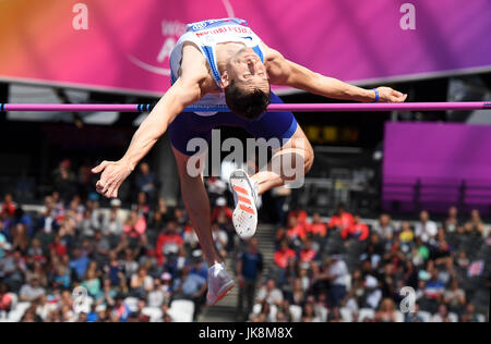 Der Brite Jonathan Besen-Edwards konkurriert die Männer Hochsprung T44 Final tagsüber neun der 2017 Para Leichtathletik-Weltmeisterschaften in London Stadion. Stockfoto