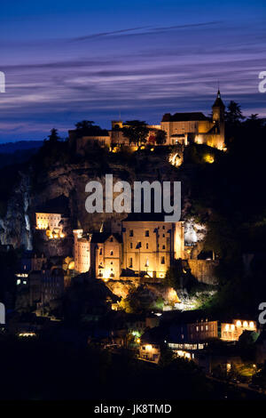 Frankreich, Region Midi-Pyrénées, viel Abteilung, Rocamadour, Blick auf die erhöhten Stadt, Sonnenuntergang Stockfoto