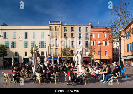 Frankreich, Languedoc-Roussillon, Pyrenäen-Orientales Abteilung, Perpignan, Place De La République Stockfoto