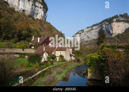 Frankreich, Departement Jura, Franche Region, Les Reculees Talbereich, Baume-Les-Messieurs, Dorf-Detail Stockfoto