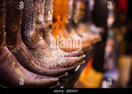 Cowboy-Stiefel, Kemo Sabe Shop, Aspen, Colorado, USA Stockfoto