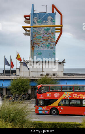Sightseeing-Bus in die Stadt Santander, Kantabrien, Spanien, Europa Stockfoto
