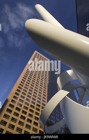 USA, Kalifornien, Los Angeles, Innenstadt, Wolkenkratzer, Standort Mellon Bank Center, Skulptur, Blick KPMG Turm, Stadt, Großstadt, Weltstadt, Fachzeitung, Hochhäuser, Bürogebäude, Bürohochhäuser, Wells Fargo Center, Kunstwerk, Plastik, Himmel, Außen, Stockfoto