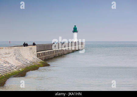 Frankreich, Region Nord-Pas de Calais, Pas de Calais Abteilung, Calais, Hafen, Le Jetee Ouest, der Mole west Stockfoto