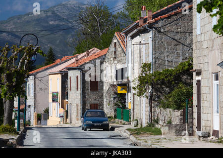 Frankreich, Korsika, Departement Corse-du-Sud, La Alta Rocca Region, Aullene, erhöhten Blick auf die Stadt Stockfoto