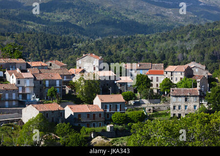 Frankreich, Korsika, Departement Corse-du-Sud, La Alta Rocca Region, Aullene, erhöhten Blick auf die Stadt Stockfoto