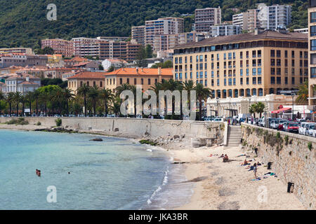 Frankreich, Korsika, Departement Corse-du-Sud, Korsika West Coast Region, Ajaccio, Blick auf die Stadt vom Meer entfernt Stockfoto