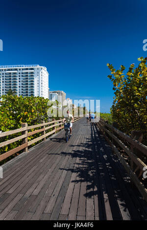 USA, Miami Beach, Blick auf die Beachwalk Stockfoto