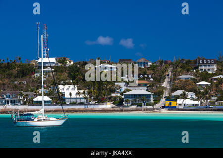 Bahamas, Eleuthera Island, Governors Harbour, Blick auf die Stadt Stockfoto