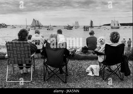 USA, Massachusetts, Gloucester, beobachten die Schoner-Festival Stockfoto