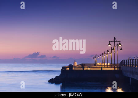 USA, Florida, Florida Keys, Key West, Higgs Beach, White Street Fishing Pier, dawn Stockfoto