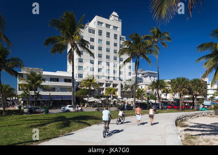 USA, Florida, Miami Beach, South Beach Hotels am Ocean Drive, South Beach Promenade, Stockfoto