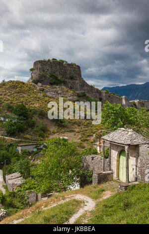 Albanien, Gjirokastra, Gjirokastra Burg, erhöhten Blick Stockfoto