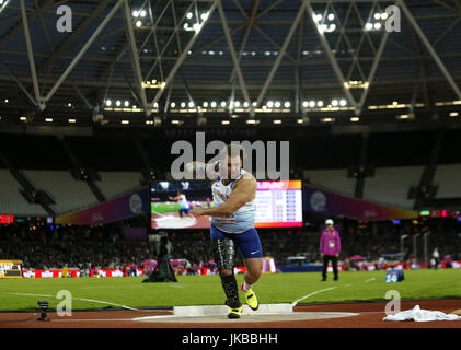 Großbritanniens Aled Davies konkurriert im Kugelstoßen der Männer F42 tagsüber neun der 2017 Para Leichtathletik-Weltmeisterschaften in London Stadion. Stockfoto