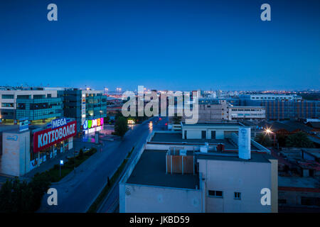 Griechenland, Mazedonien Zentralregion, Thessaloniki, erhöhten Blick auf Hafengelände entlang 26 Oktovriou Street, Dawn Stockfoto