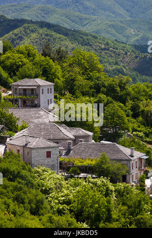 Griechenland, Region Epirus, Zagorohoria Bereich, Vikos-Schlucht, Dorf von Monodendri Stockfoto