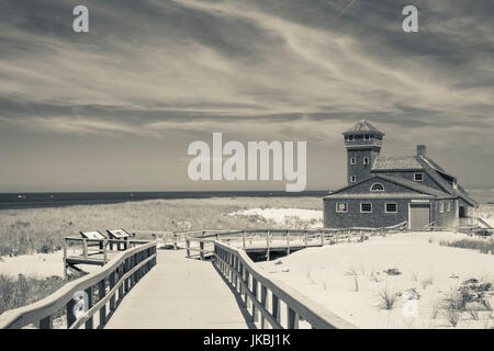 USA, Massachusetts, Cape Cod, Provincetown, Race Point Beach, alte Hafen Rettungsstation Stockfoto