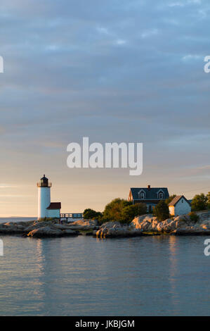 USA, Massachusetts, Gloucester, Annisquam Annisquam Leuchtturm, Sonnenuntergang Stockfoto