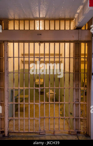 Gefängniszelle im Gefängnis Alcatraz, San Francisco, Kalifornien, USA Stockfoto