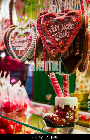 Deutschland, Berlin, Charlottenburg, Kurfurstendam, Stadt-Weihnachtsmarkt, ich liebe dich, Pralinen Stockfoto