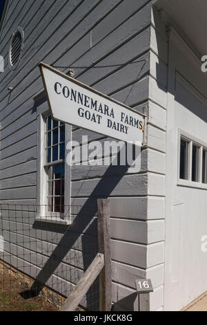 USA, North Carolina, Flat Rock, Carl Sandburg Home National Historic Site, Connemara, ehemalige Wohnhaus des Dichters und Historiker Carl Sandburg und Standort der Frau Lilian Sandburg Connemara Ziegenhof, Gebäude der Connemara Farmen Goat Dairy Stockfoto