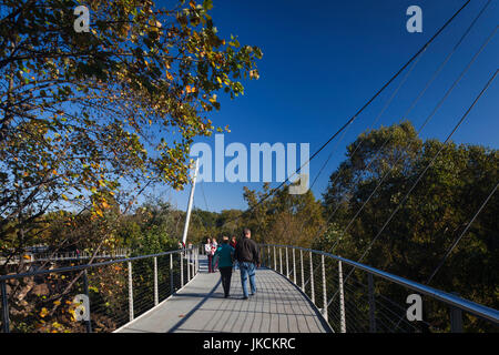 USA, Greenville, South Carolina, Falls Park am Reedy River, Freiheitsbrücke, Miqel Rosales, Architekt Stockfoto