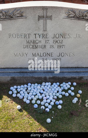 USA, Georgia, Atlanta, Oakwood Cemetery, Denkmal für Robert Tyre Jones, aka Bobby Jones, Golfspieler Stockfoto