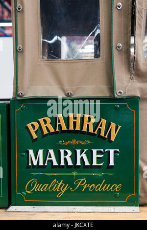 Victoria, VIC, Melbourne, Australien, Prahran, Prahan Markt anmelden Stockfoto