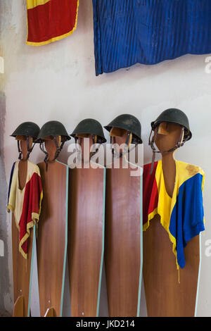 Rumänien, Banat Region, Timisoara, Dauerausstellung von der Revolution von 1989, Militär und Polizei-Uniformen Stockfoto
