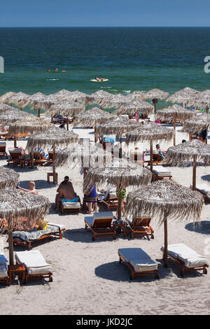 Rumänien, Schwarzmeer-Küste, Mamaia, erhöht am Strand Ansicht Stockfoto