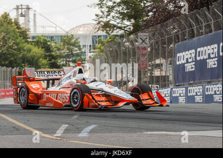 TORONTO, ON - 16 Juli: Josef Newgarden (#2) während der Verizon IndyCar Series Honda Indy Toronto Rennen am Ausstellungsort, Toronto, Ontario, Kanada am Stockfoto