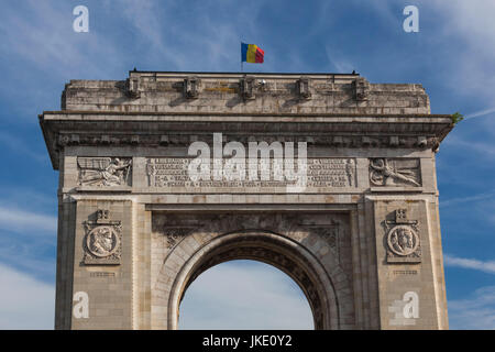 Rumänien, Bukarest, Piata Arcul de Triumf Square, Arc de Triomphe Stockfoto