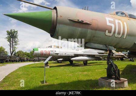 Bulgarien, Sofia, Outdoor Park durch die National Museum of Military History, Sowjet-Ära, Mig-19 und Kampfjets Mig-21 Stockfoto