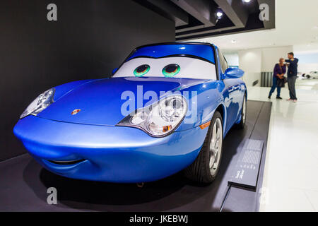 Deutschland, Baden-Württemberg, Stuttgart - Zuffenhausen, Porsche Automuseum, Porsche 911 vorgestellten im Annimated Film, Autos Stockfoto