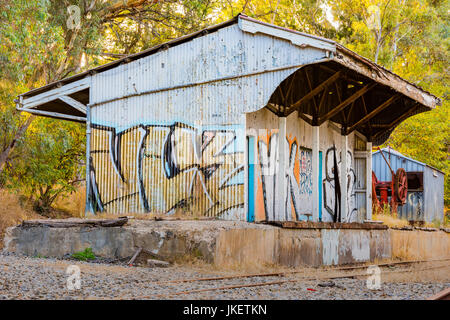 Verlassenen Bahnhof in den Adelaide Hills in South Australia Stockfoto