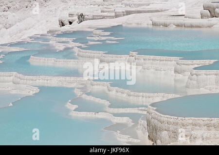 Pamukkale, Türkei, Kalzium Ablagerung Pools bekannt als Travertin. Stockfoto