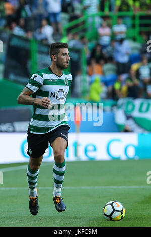 Lissabon, Portugal. 22. Juli 2017. Sporting «s Verteidiger Cristiano Piccini aus Italien während der pre-Season-freundlich-match zwischen Sporting CP und AS Monaco im Estadio Jose Alvalade am 22. Juli 2017 in Lissabon, Portugal... Bildnachweis: Bruno Barros/Alamy Live-Nachrichten Stockfoto