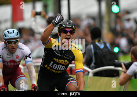 23. Juli 2017, Champs Paris - Elysées, Frankreich, Dylan GROENEWEGEN (Lotto Jumbo) Gewinner der Klassifikation des Teams der 104. Auflage der Tour de France Stockfoto