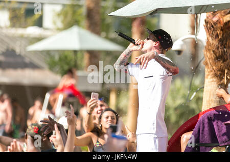 Las Vegas, NV, USA. 23. Juli 2017. Machine Gun Kelly Gastgeber im Reha-Pool-Party im Hard Rock Hotel & Casino in Las Vegas, NV am 23. Juli 2017. Bildnachweis: BIP Fotos/Medien Punch/Alamy Live-Nachrichten Stockfoto