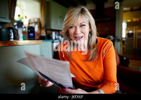 Claire King (geb. Jayne Claire Seed eine englische Schauspielerin. Sie ist bekannt für die Rolle der Kim Tate in der ITV-Seifenoper Emmerdale, Bild ein Stockfoto