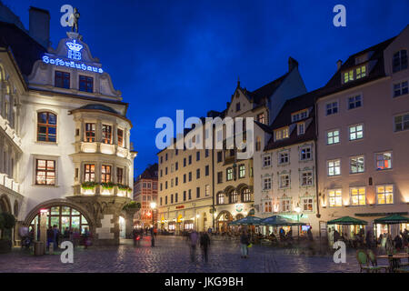 Deutschland, Bayern, München, Hofbreauhaus, älteste Jugendbund in München, erbaut im Jahre 1644, außen Stockfoto