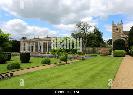 Belton House und Gärten; Belton Dorf; Lincolnshire; England; UK Stockfoto