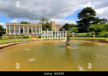 Belton House und Gärten; Belton Dorf; Lincolnshire; England; UK Stockfoto