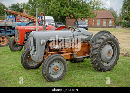 Ein Ferguson FE35-Diesel-Traktor aus ca. 1956 Stockfoto